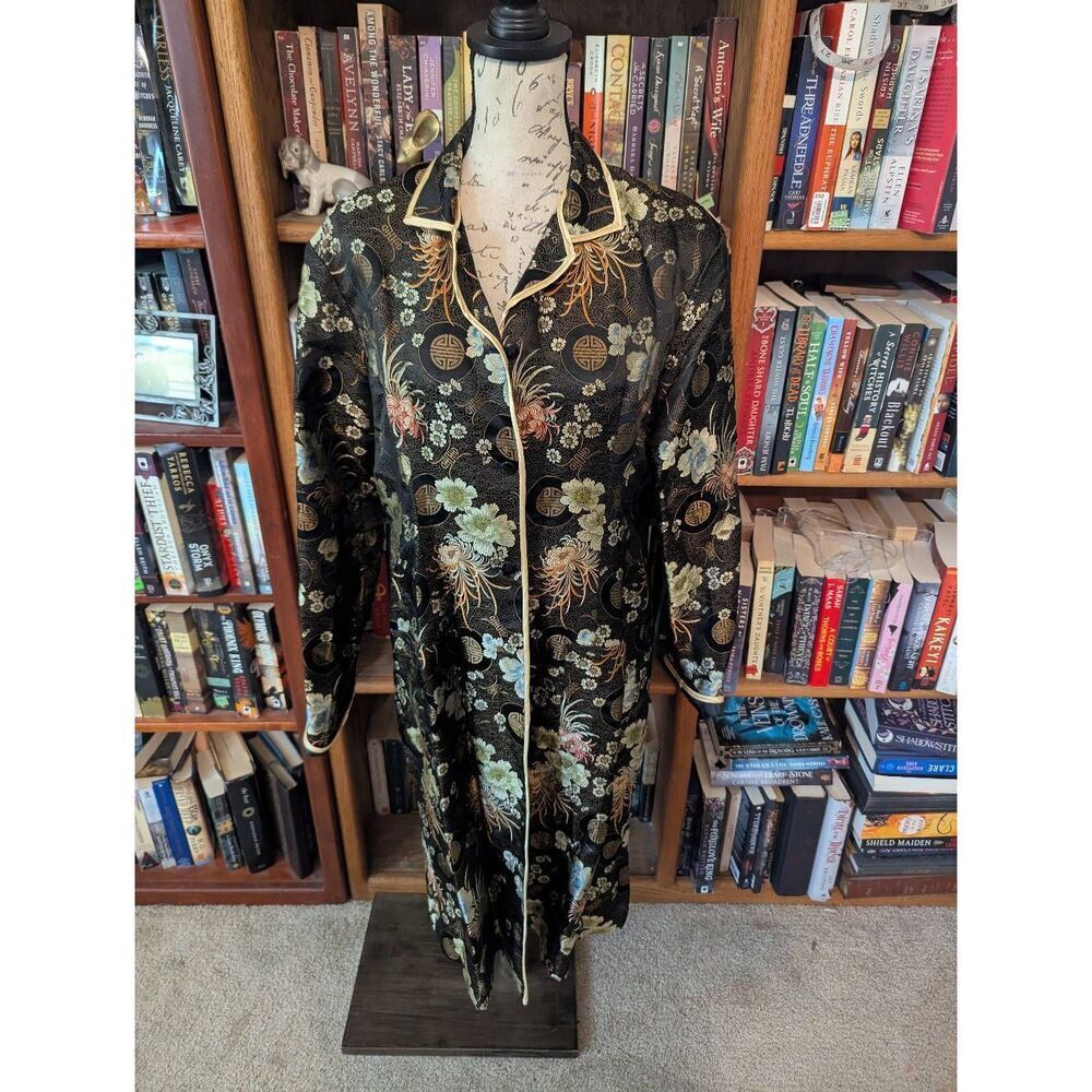 VTG Silk Box Black Gold Brocade Floral Embroidered Long Robe Kimono Jacket 14